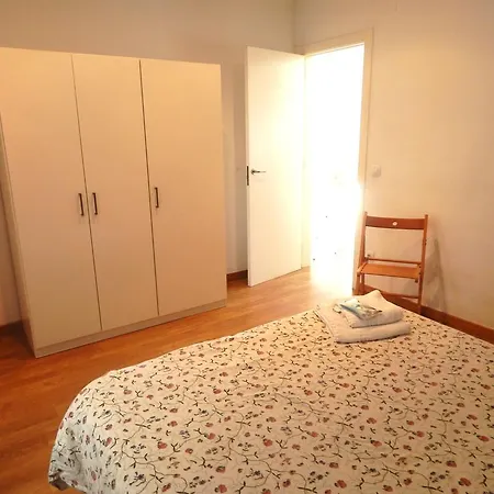 Pedret Gran Apartamento خيرونا